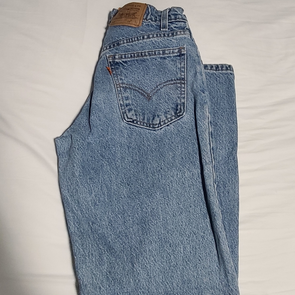 LEVI Jeans
